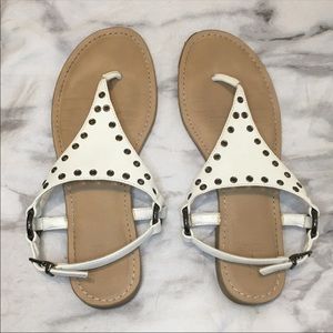 Simply Vera Vera Wang White Studded Sandals 7.5
